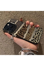 Load image into Gallery viewer, iPhone 14 Pro Max Uyumlu Kılıf Leopar Desenli Kahverengi Çizgili Metalik Tuşlu Kamera Çıkıntılı
