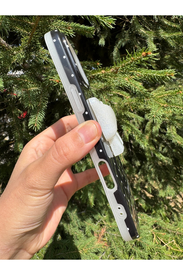 iPhone 16 Pro Max Uyumlu Kılıf Simli Parlak Fiyonk Desenli Silikon Kamera Çevresi Koruyucu Kapak