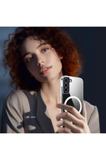 Load image into Gallery viewer, Samsung Galaxy S22 Uyumlu Kılıf Kamera Çıkıntılı Şeffaf Magsafe Kılıf Kablosuz Şarj Destekli Kapak
