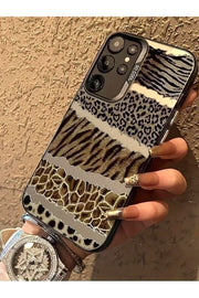Samsung Galaxy S22 Ultra Uyumlu Kılıf Leopar Desenli Kahverengi Çizgili Metalik Tuşlu Kamera Çıkıntı