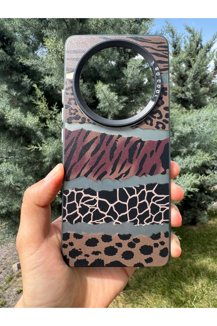 Realme 12 Pro Plus Uyumlu Kılıf Leopar Desenli Kahverengi Çizgili Metalik Tuşlu Kamera Çıkıntılı